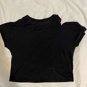 LULULEMON CROP TEE
